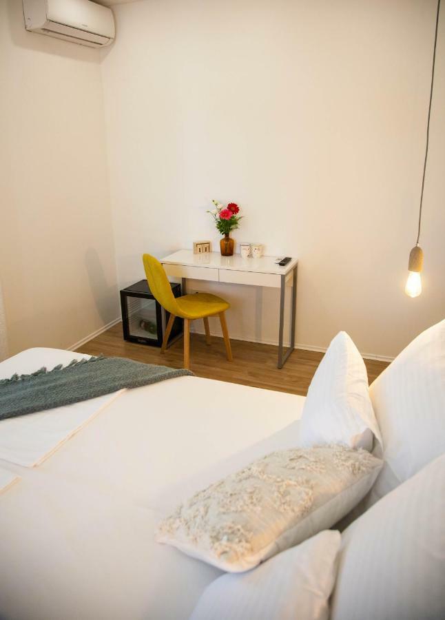Soukki Town Centre Suites 1 Split Exteriér fotografie