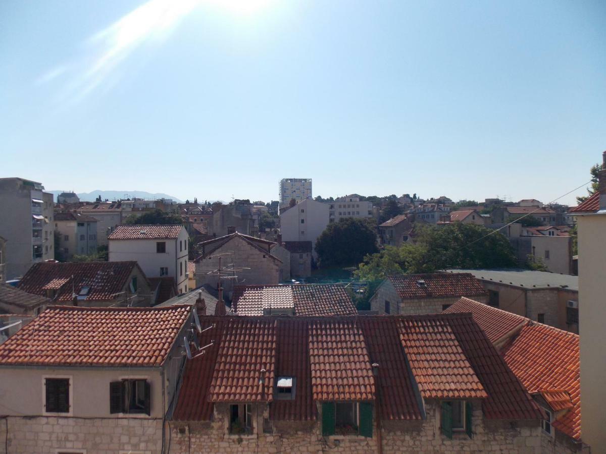 Soukki Town Centre Suites 1 Split Exteriér fotografie
